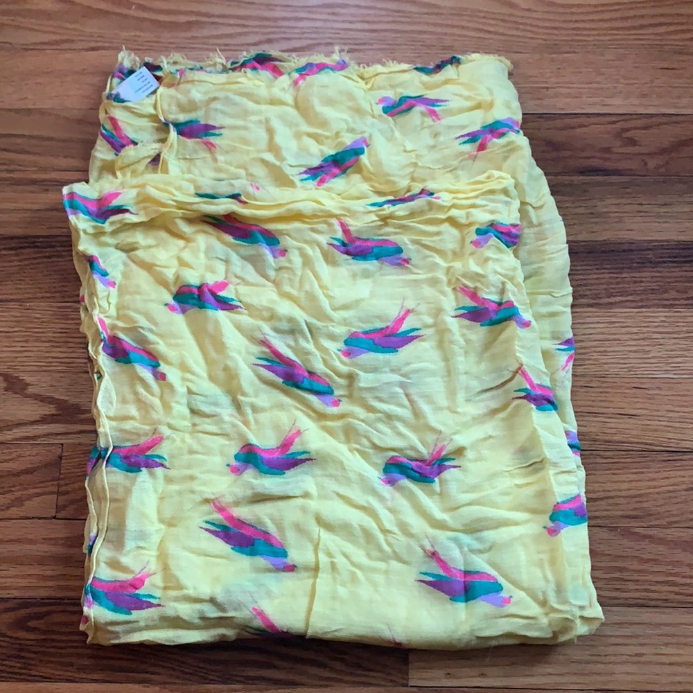 GAP Yellow Bird Pattern Scarf Shawl - Picture 2 of 7